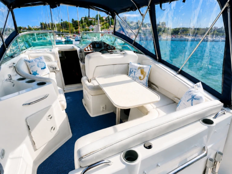 Alquiler de embarcaciones Bayliner Bayliner 255 enThonon-les-Bains en Samboat