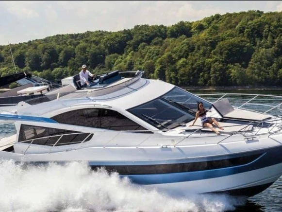 Alquiler de Galeon Galeon 550 Fly en Herceg Novi