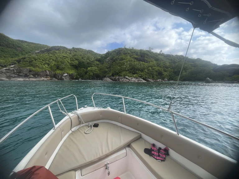 fisherman Speedy 450 de alquiler a Victoria