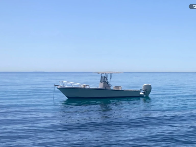Alquiler de embarcaciones Mako 232 enBastia en Samboat