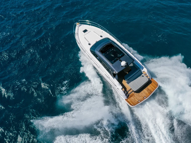 Alquiler de barcos Saint-Tropez barato de Power 44
