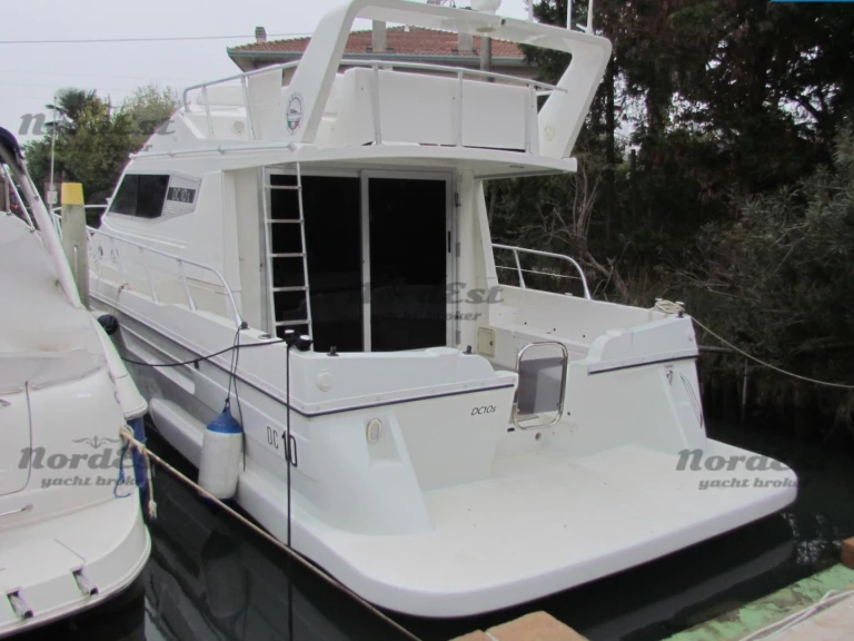 Alquiler de embarcaciones Mochi Craft Mochi 40 enChioggia en Samboat
