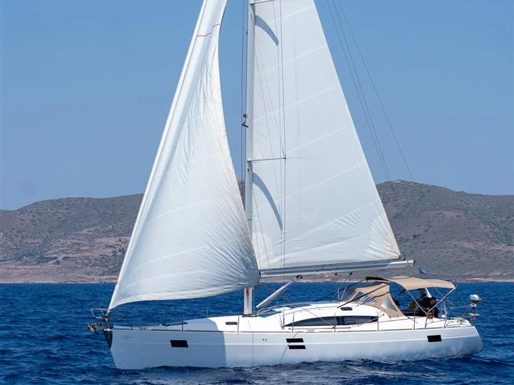 Velero para alquilar Chersonisos al mejor precio