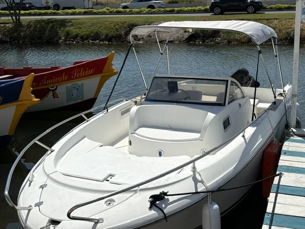 Alquiler de embarcaciones Bénéteau Ombrine 630 enSète en Samboat