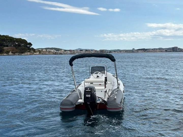 Alquiler Lancha en Palamós - Golden Ship Aura 520