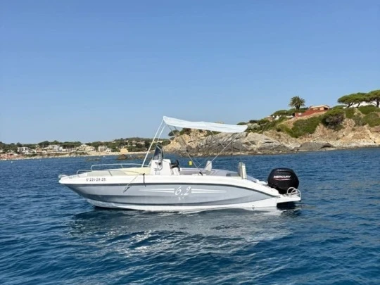 Alquiler Lancha Marine con o sin  título de navegación