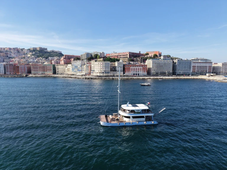 Alquiler de embarcaciones Ozgur ozdemir one off enNápoles en Samboat