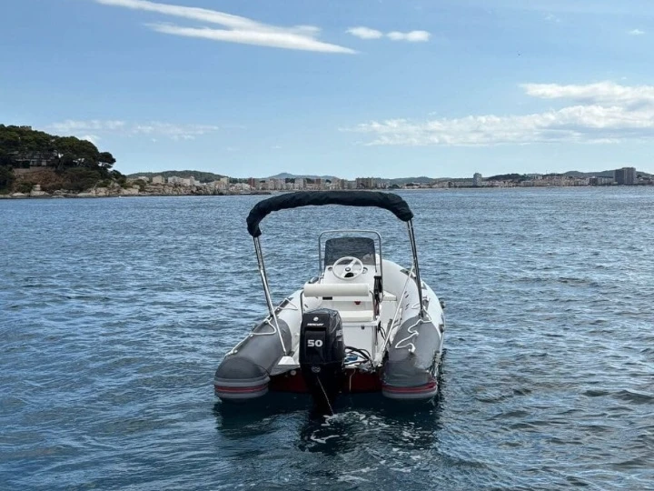 Alquiler de Silver 495 en Palamós