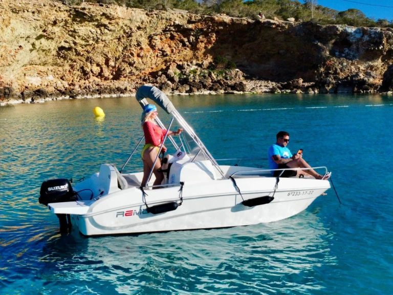 Alquiler de Remus Remus 450 open en Sant Antoni de Portmany