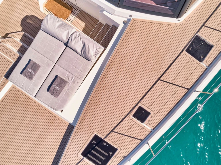 Alquiler Yate de lujo Fountaine Pajot con o sin  título de navegación
