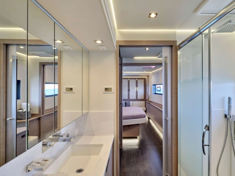 Alquiler Yate de lujo en Álimos - Fountaine Pajot Fountaine Pajot Power Alegria 67 (5 cab)