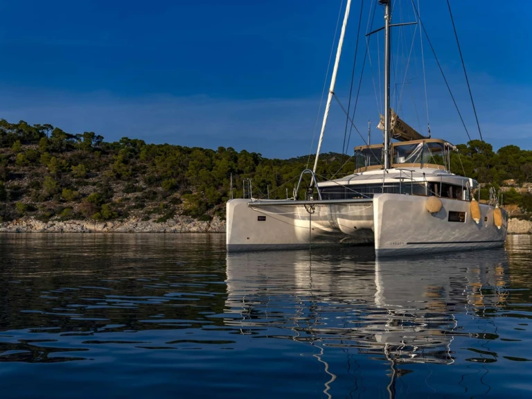 Alquiler Catamarán en Toúrlos - Lagoon Lagoon 52 F