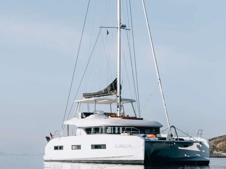 Alquiler de Catamarán, con o sin patrón Lagoon Álimos