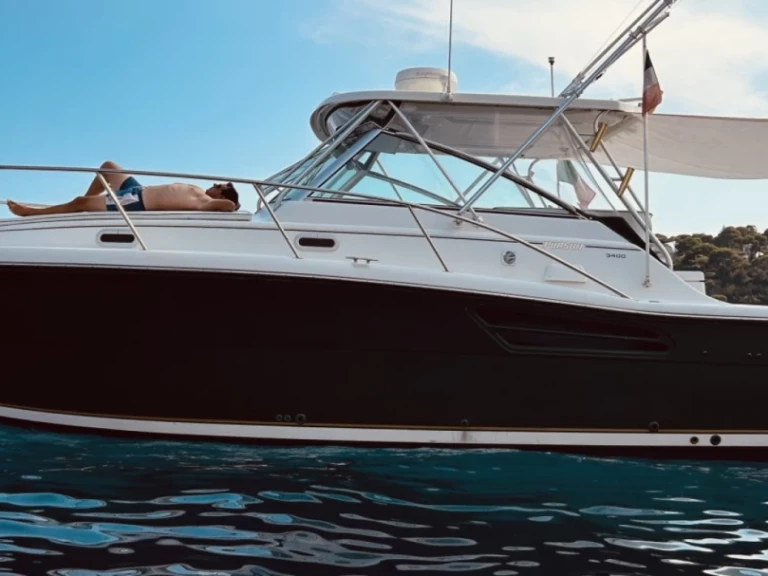 Pursuit 3400 de alquiler a Marsella