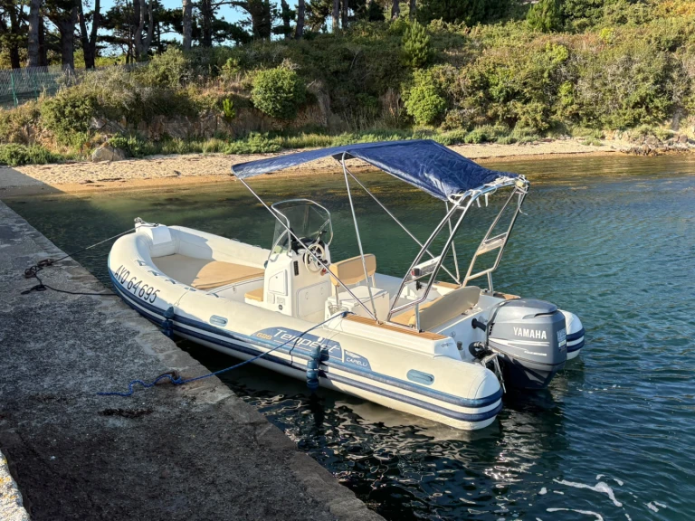 Alquiler de embarcaciones Capelli Capelli 626 Luxe enLarmor-Baden en Samboat