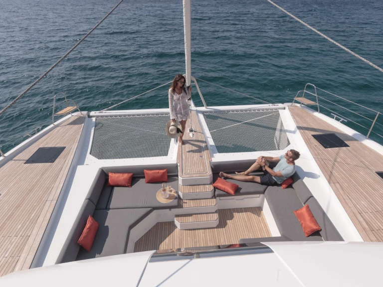 Alquiler de embarcaciones Fountaine Pajot Fountaine Pajot Samana 59 (4 cab) enEl Pireo en Samboat