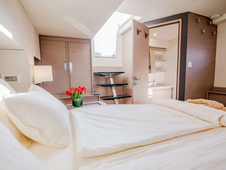 Alquiler Catamarán Fountaine Pajot con o sin  título de navegación