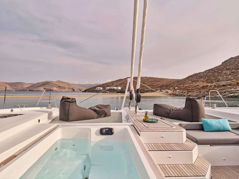 Alquiler Catamarán en Néa Péramos - Fountaine Pajot Fountaine Pajot Alegria 67 (5 cab)