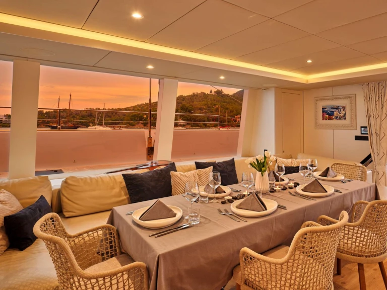 Alquiler Catamarán Sunreef con o sin  título de navegación