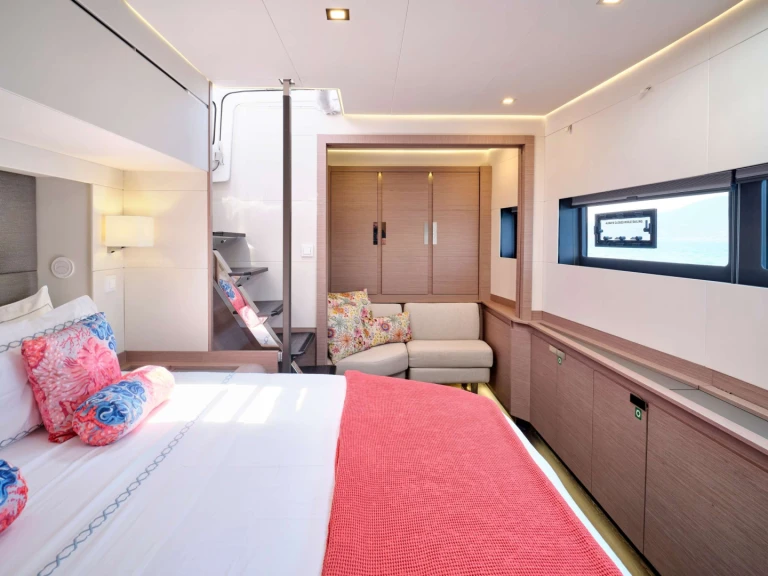 Alquiler de Fountaine Pajot Fountaine Pajot Alegria 67 (4 cab) en El Pireo