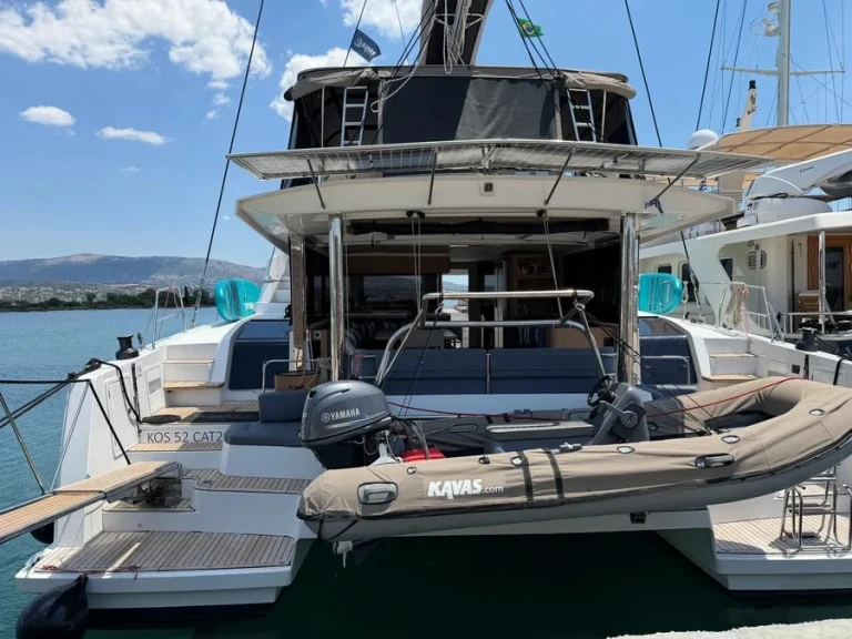 Alquiler Catamarán Bali con o sin  título de navegación