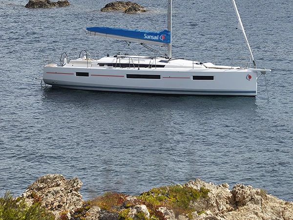 Alquiler de Jeanneau Sun Odyssey 440 en Isla Antigua