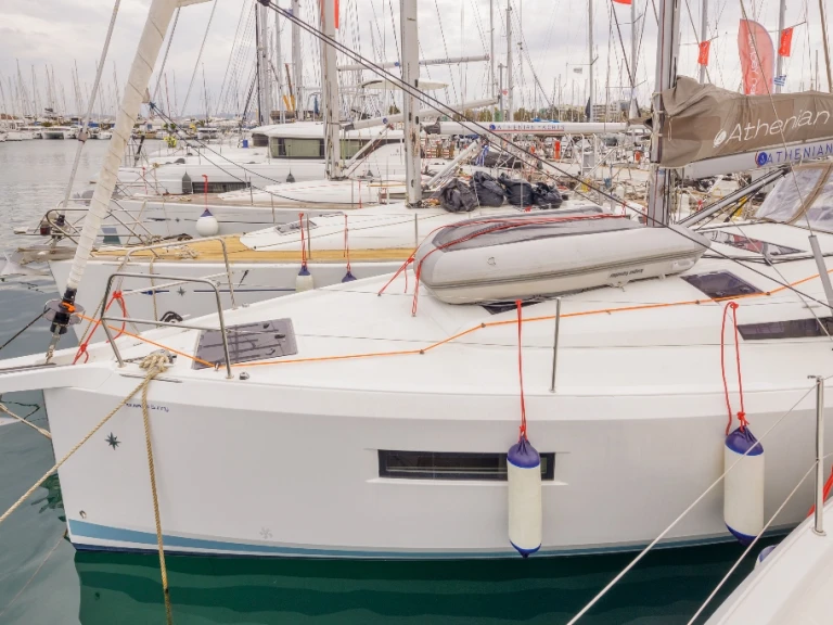 Alquiler de barcos Néa Péramos barato de Sun Odyssey 440