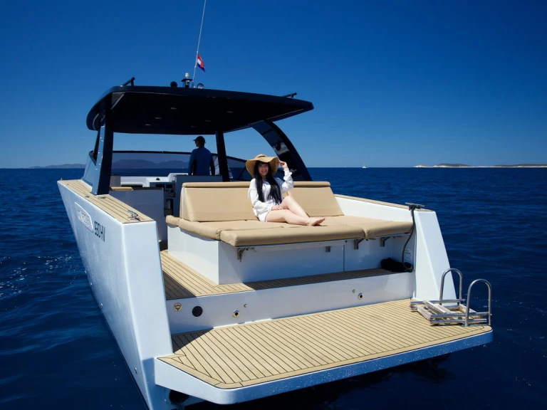 Alquiler Hvar - Colnago Colnago 38 en SamBoat