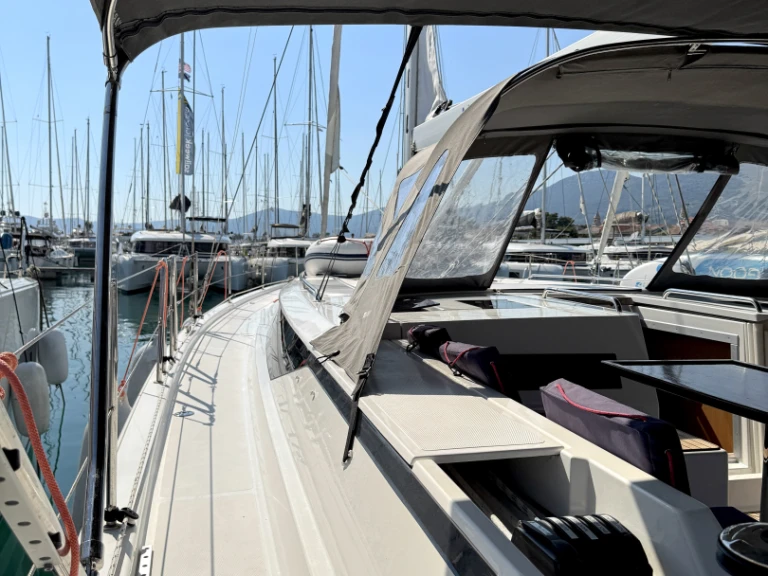 Alquiler de Velero, con o sin patrón Bavaria Kaštela