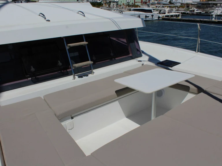 Alquiler de embarcaciones Bali Bali Catsmart enPozzuoli en Samboat