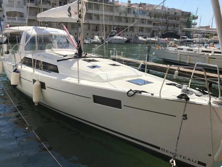 Alquiler de Bénéteau Oceanis 41.1 en Empuriabrava