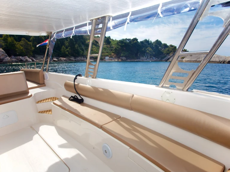 Alquiler Hvar - Aqua-Sport Enzo 35 en SamBoat