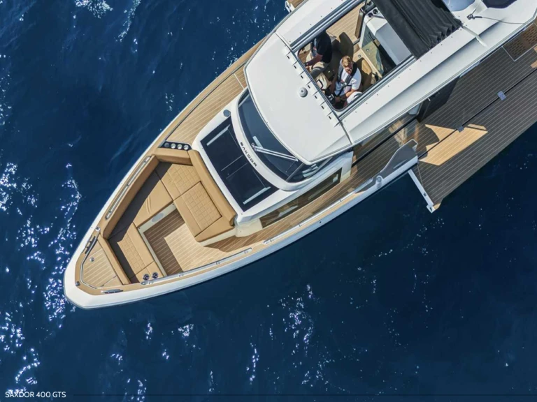 Alquiler de barcos Ibiza (Ciudad) barato de SAXDOR 400 GTS