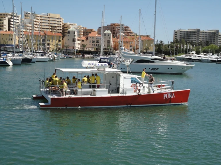 Alquiler de barcos Vilamoura barato de Custom