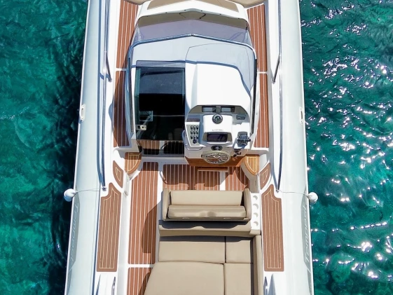 Alquiler de barcos Hyères barato de Capelli 1000 WA