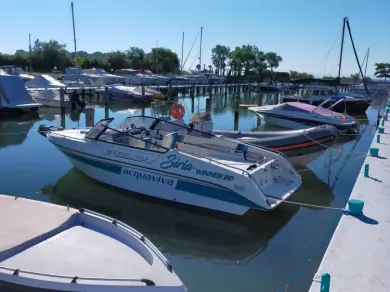 Alquiler de Acquaviva Winner 20 en Grado