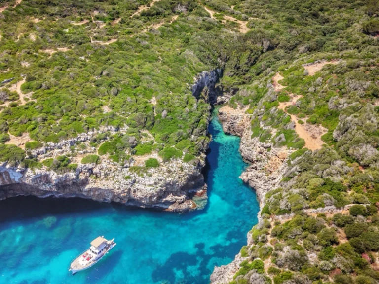 Alquiler de barcos Mahón barato de DIVINA II