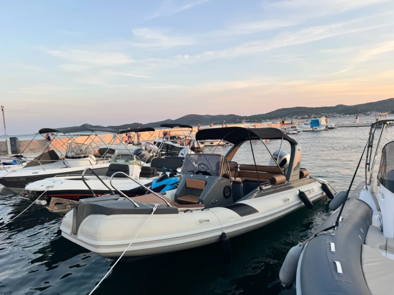 Alquiler de embarcaciones Solemar 22 enBiograd na Moru en Samboat