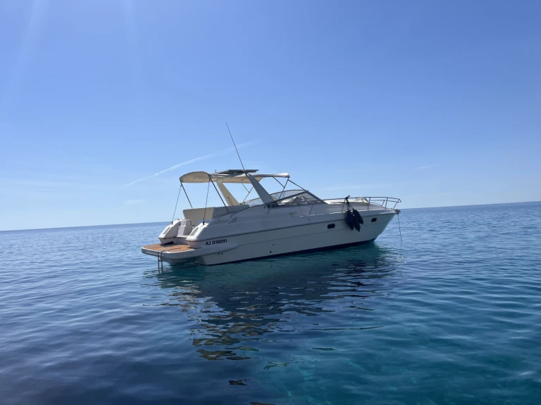 Alquiler de Fiart Fiart 32 Genius en Bastia
