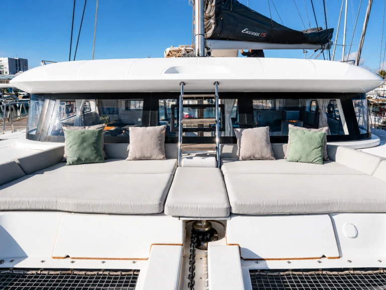 Alquiler Es Jondal - Excess Excess 15 en SamBoat