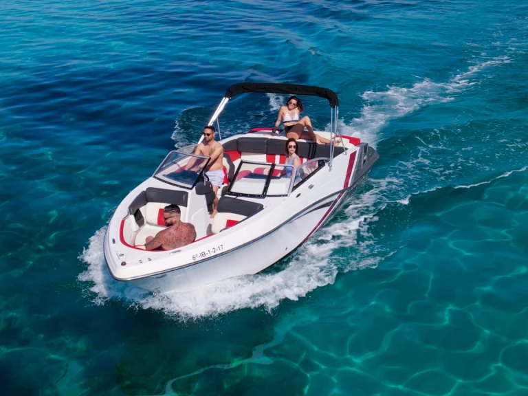 Alquiler de embarcaciones Glastron GTS 245 enIbiza (Ciudad) en Samboat