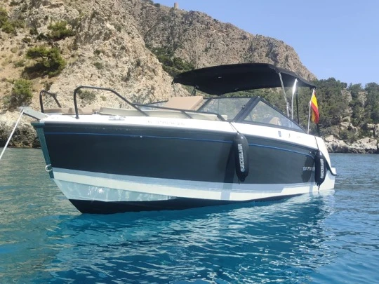Quicksilver 605 CRUISER de alquiler a Puerto Marina Benalmadena