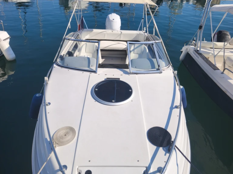 Alquiler de Four Winns Sundowner 195 en Saint-Raphaël