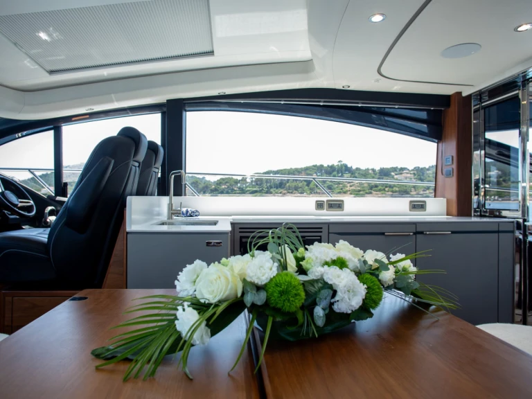 Alquiler de barcos Port de Saint Tropez barato de Princess V55