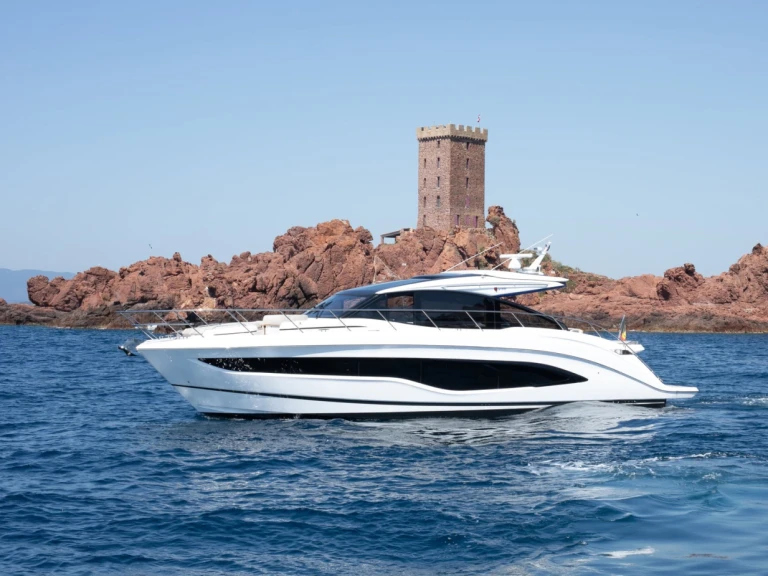 Alquiler Port de Saint Tropez - Princess Princess V55 en SamBoat