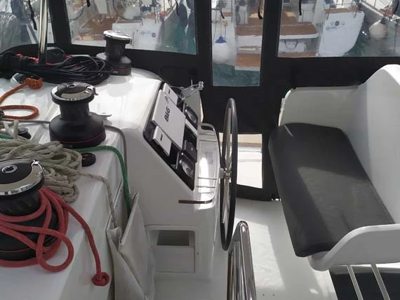 Alquiler Catamarán Lagoon con o sin  título de navegación