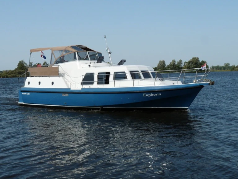 Alquiler de embarcaciones  Holiday 1300 enAkkrum en Samboat