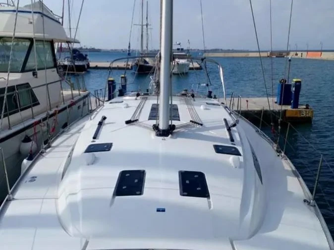 Alquiler de barcos Álimos barato de Bavaria 51