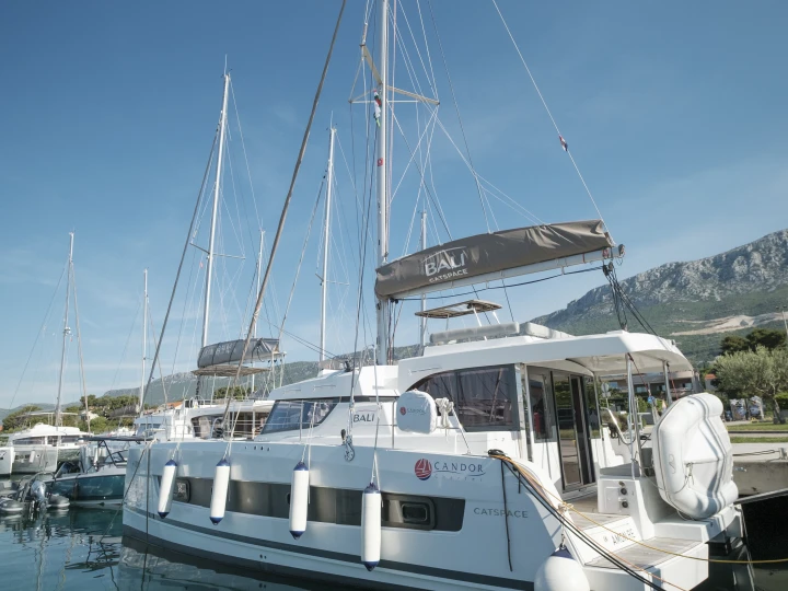 Alquiler Catamarán en Kaštel Gomilica - Bali Bali Catspace[G]