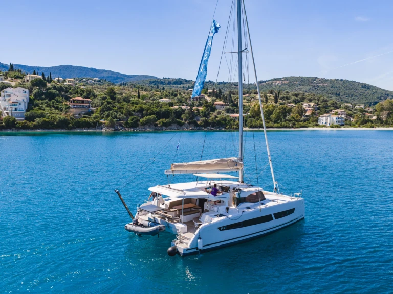 Alquiler Catamarán Fountaine Pajot con o sin  título de navegación